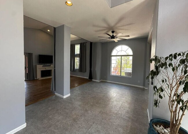 Foto del edificio - 1485 Ram Canyon Dr