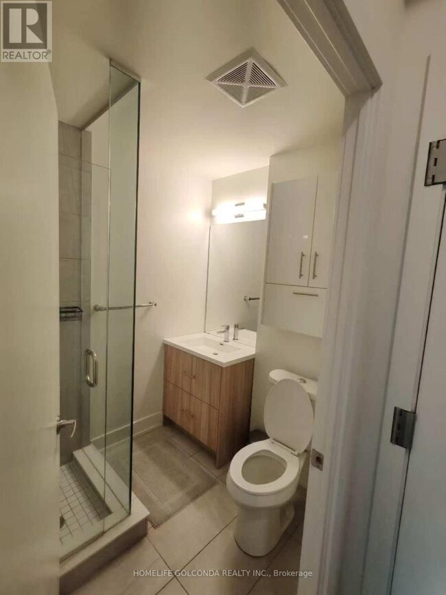 Building Photo - 180 Fairview Mall Dr