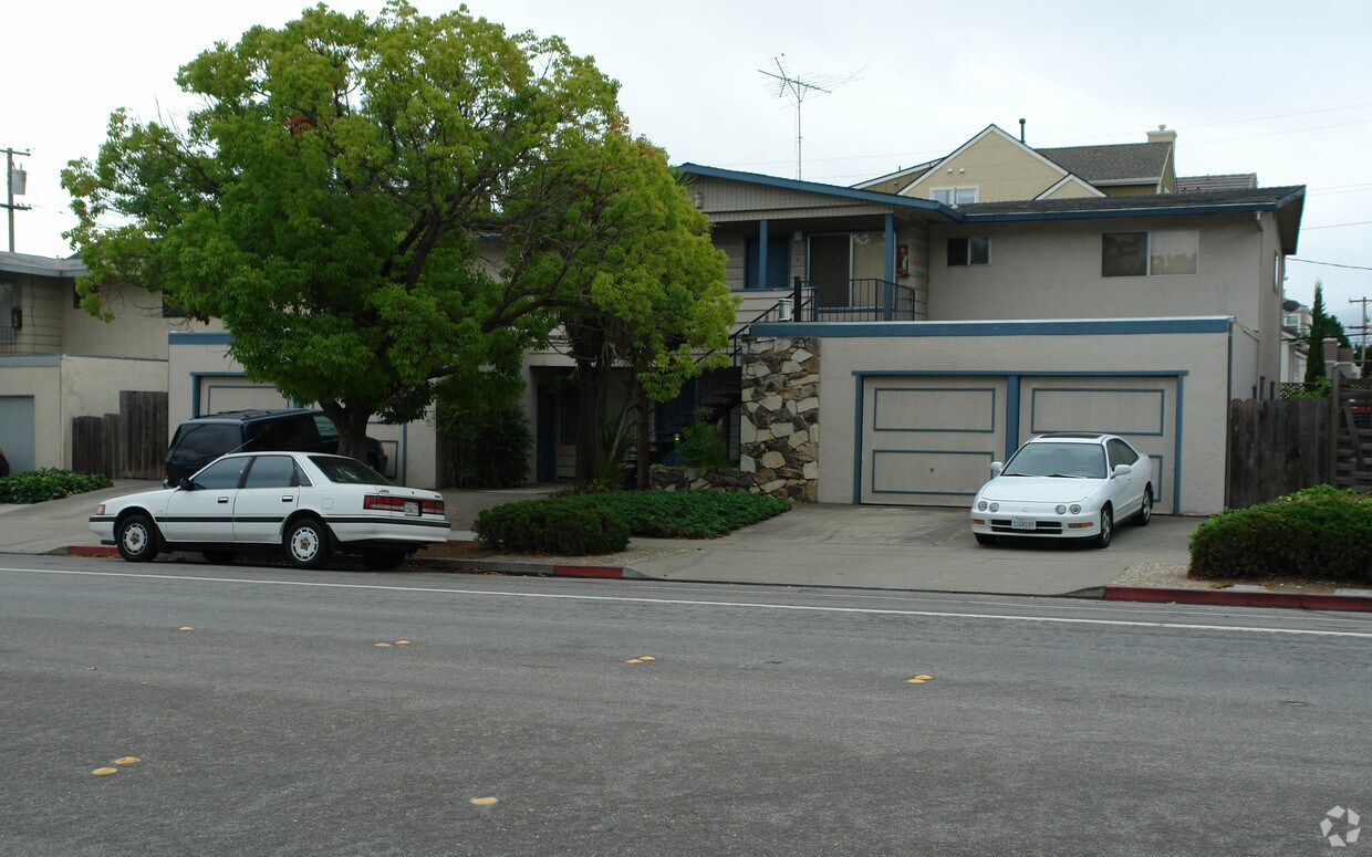 Foto del edificio - 7390 Rainbow Drive