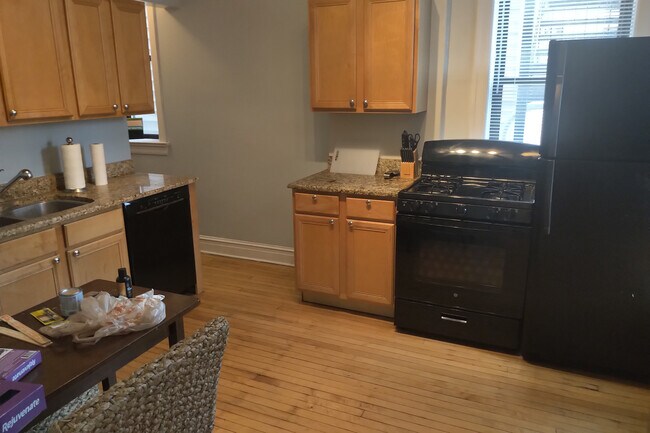 Foto del edificio - 1127 W Patterson Ave