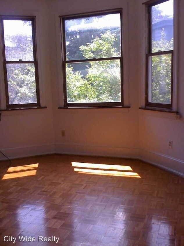 Primary Photo - 428 N 34th St