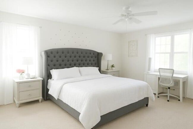 Building Photo - 7228 Chesapeake Cir