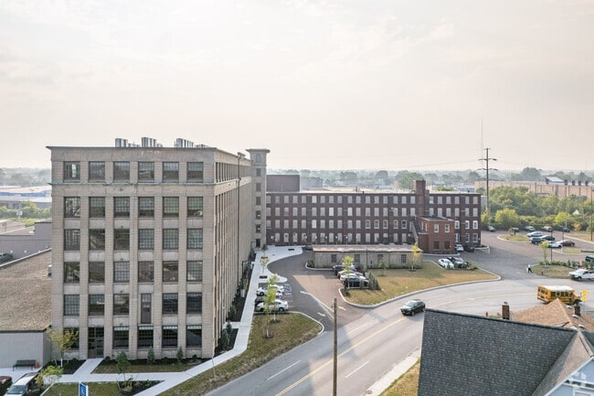 Building Photo - Wood and Brooks Lofts