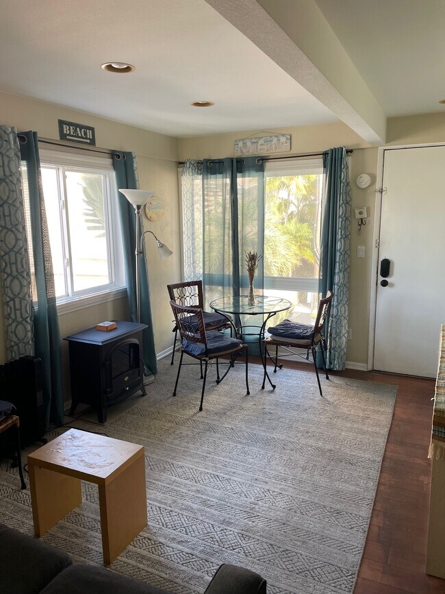 Foto del edificio - 3764 Bayside Ln