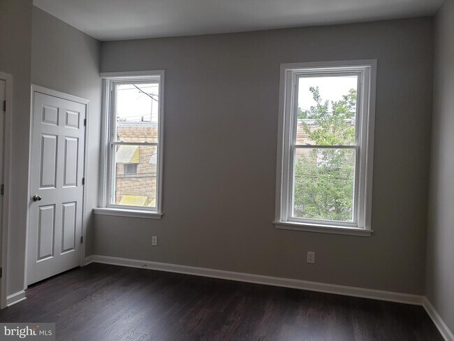 Building Photo - 1845 N 27th St