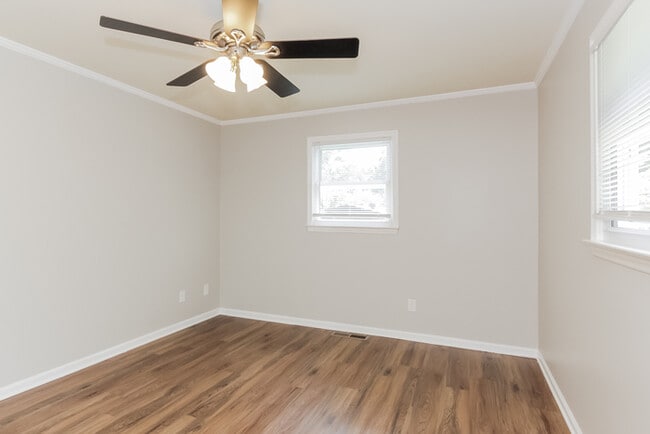 Building Photo - 3973 Maderia Dr NW