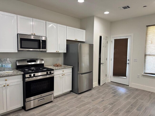 Foto del edificio - 11415 Culzean Castle Dr