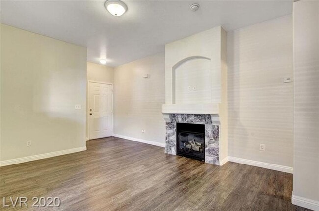 Foto del edificio - Gorgeous 2bedoom condo ready for immediate...