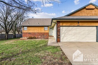 Building Photo - 580 W 3rd