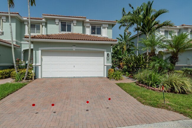 Foto del edificio - 2146 Oakmont Dr