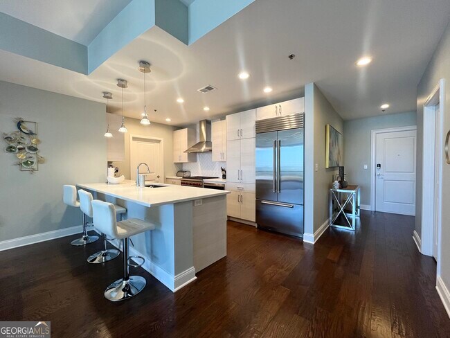 Building Photo - 270 17th St NW