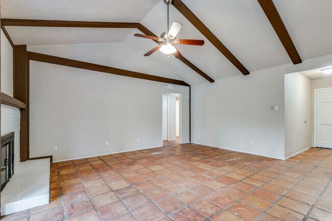 Building Photo - Charming 3BD Home in Euless