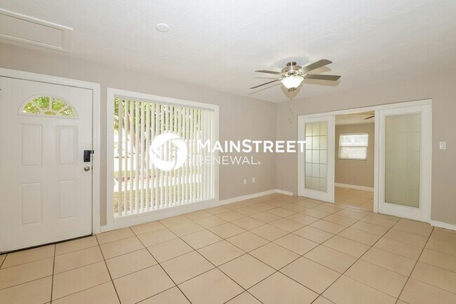 Foto del edificio - 3 Bedroom Pet-Friendly Home in West Bradenton, FL with Main Street Renewal