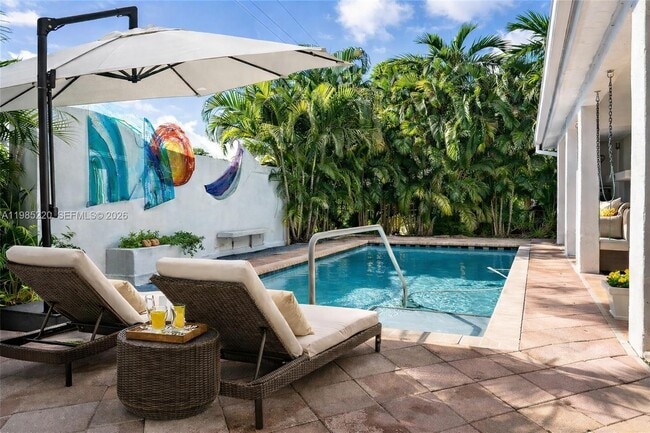 Foto del edificio - 8300 SW 31st St