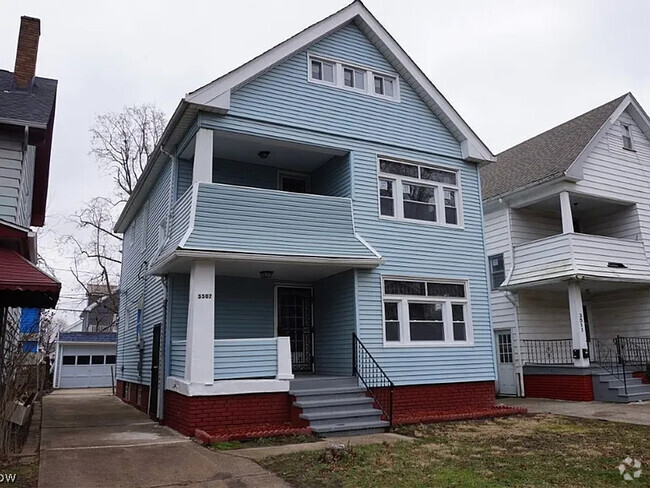 Building Photo - 3507 W 128th St