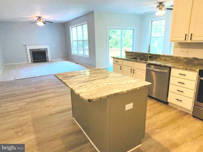 Foto del edificio - 9 Scarlet Oak Cir