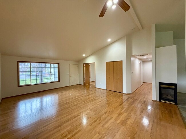 Foto del edificio - One Level, Golf Course Living- 3 bed + office, 2 bath