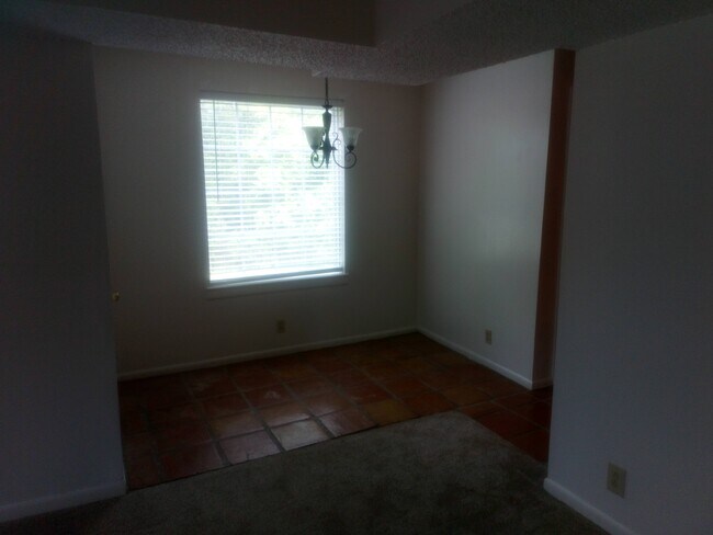 Foto del edificio - 1237 Davidson Rd