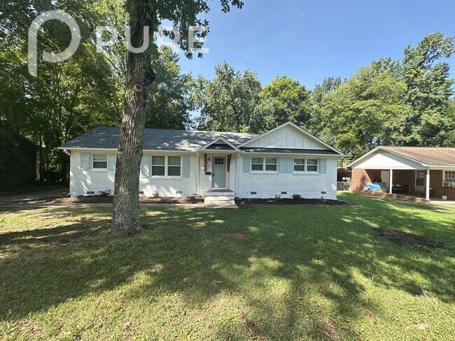 Building Photo - 2306 Briargrove Dr