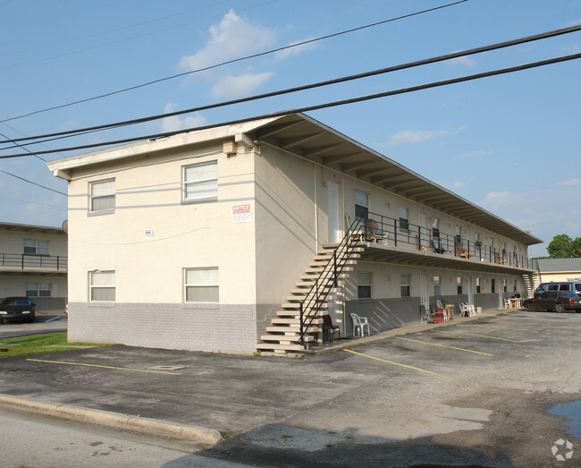 Foto del edificio - Veterans Village