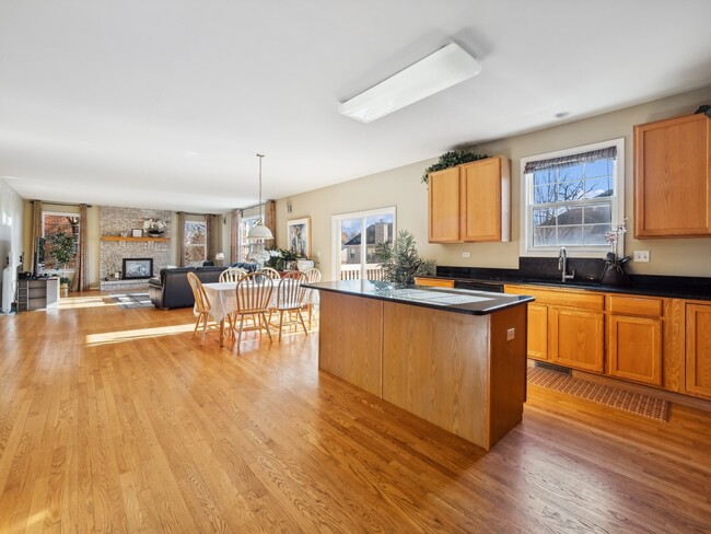 Building Photo - 483 W Falkirk Pl