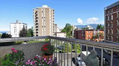 Building Photo - 1265 Burnaby St