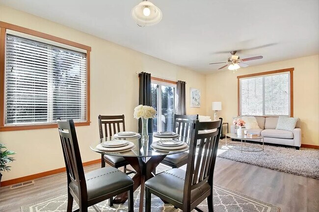 Foto del edificio - 13603 91st Avenue Ct E