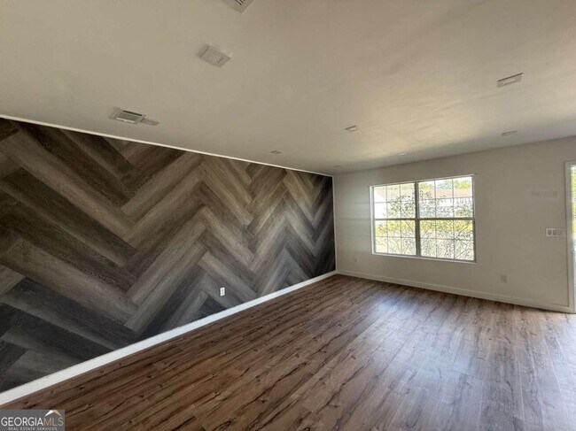 Foto del edificio - 1100 Pineland Ave