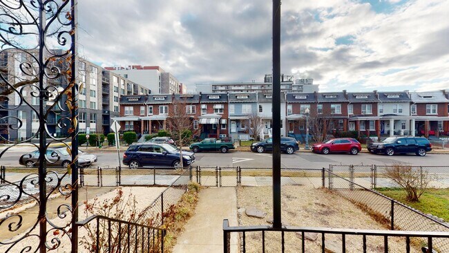 Foto del edificio - 1420 Morse St NE