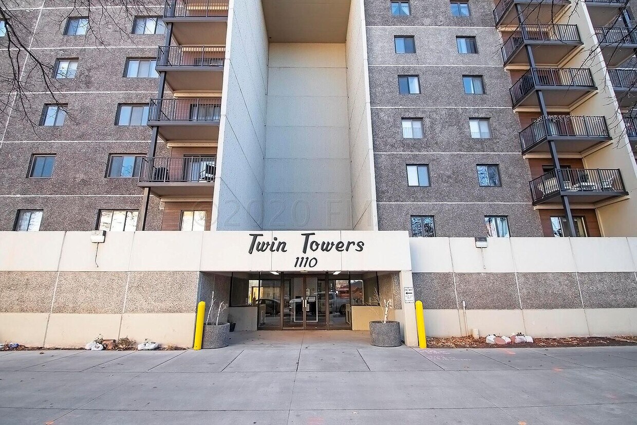 Secure Building - 1110 3rd Ave N