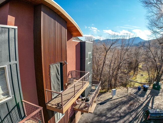 Foto del edificio - 190 E 7th Ave