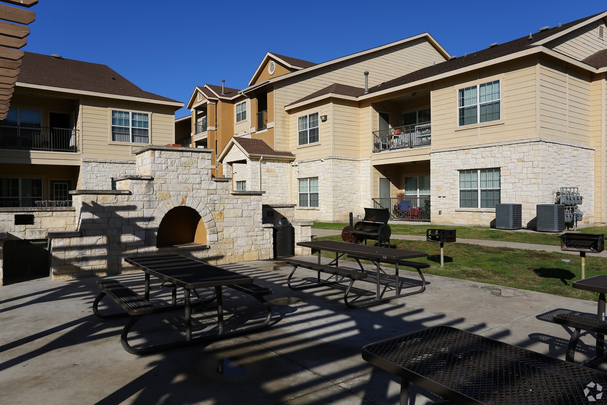 Southpark Ranch - 9401 S 1st St Austin, TX 78748 | Apartments.com