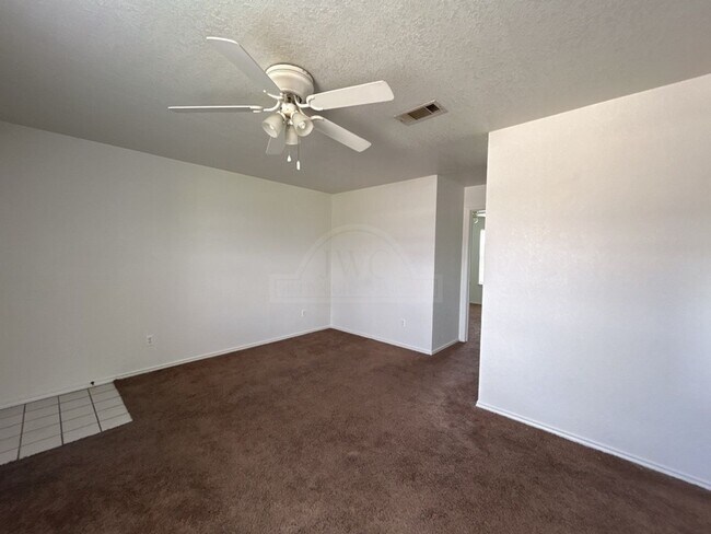 Building Photo - 1506 Benttree, Killeen