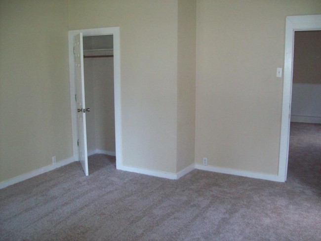 Building Photo - 518 Olive St. Apt. A