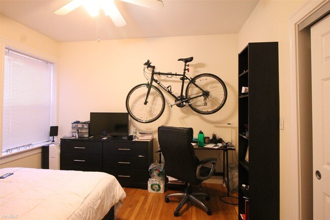 Foto del edificio - 1932 Beacon St