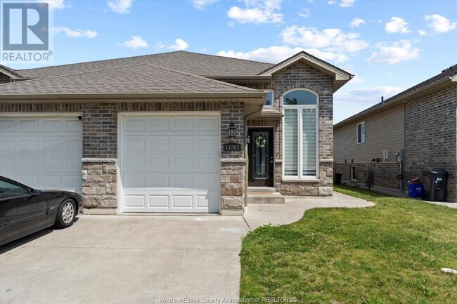 Photo du bâtiment - 11262 Timber Bay Crescent