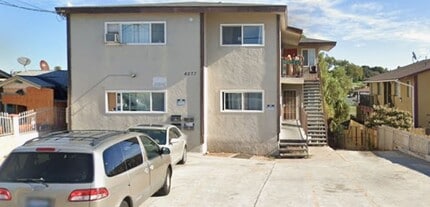 Building Photo - 4077 Oakcrest Dr