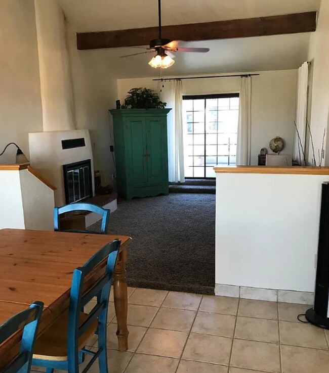 Foto del edificio - Spacious single family home in Bakersfield - Schedule your tour now!