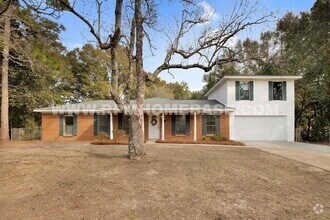 Building Photo - 5523 Aurora Dr