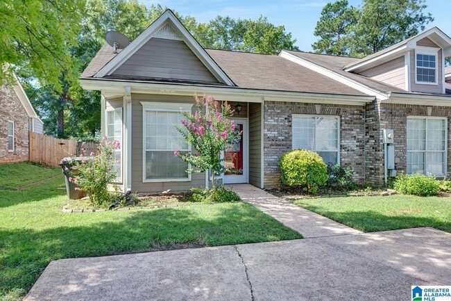 Building Photo - 130 Chase Creek Cir