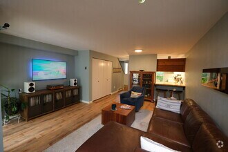 Building Photo - 4725 W Moorhead Cir