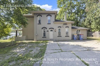 Building Photo - 1309 Garfield Ave NW