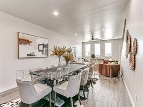 Building Photo - 2815 Clifton Ter
