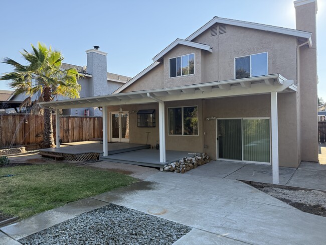 Building Photo - 2847 Honeysuckle Cir