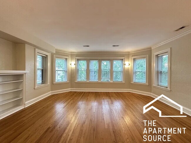 Foto del edificio - 2619 W Greenleaf Ave