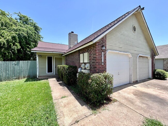 Building Photo - 9311 Kempler Dr