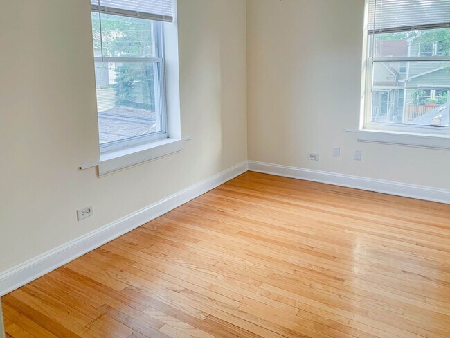 Foto del edificio - 5206 N Leavitt St