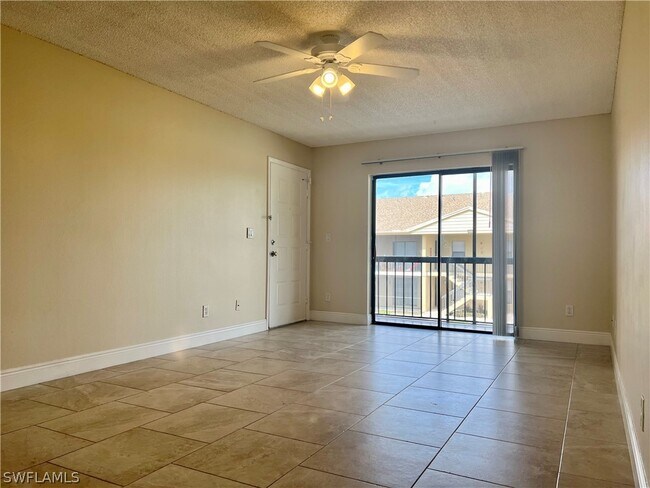 Foto del edificio - 5321 Summerlin Rd