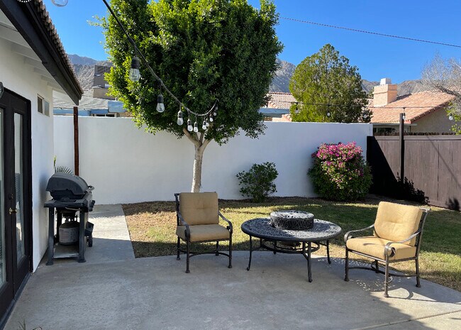 Building Photo - 54105 Avenida Obregon