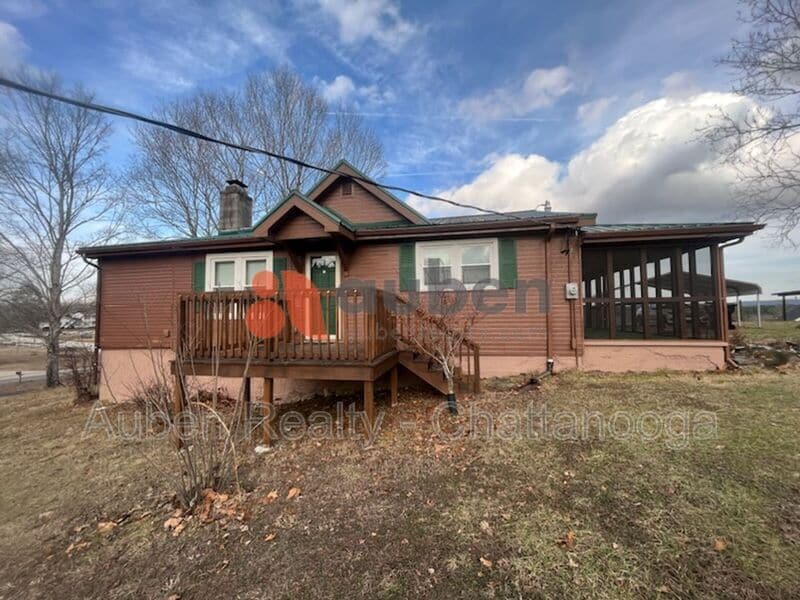 10128 Birchwood Pike, Harrison, TN 37341 House Rental in Harrison, TN